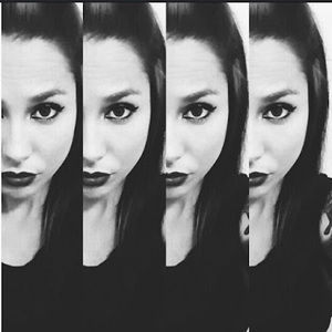 Meet your Posher, Abigail